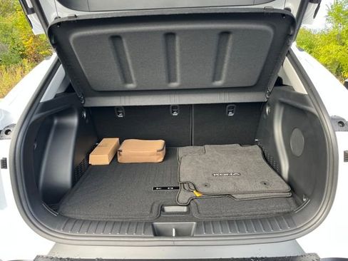 New 2026 Hyundai Kona Limited FWD image 38