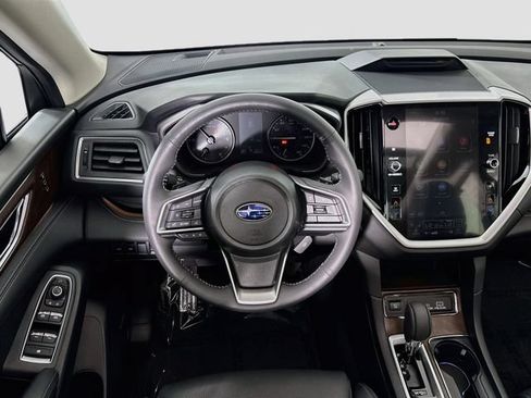 Used 2025 Subaru Ascent Touring AWD/4WD image 27