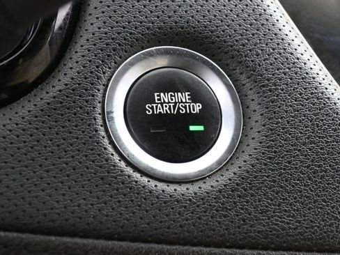 Used 2019 Cadillac XT5 FWD image 27