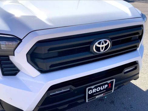Used 2024 Toyota Tacoma SR5 image 29