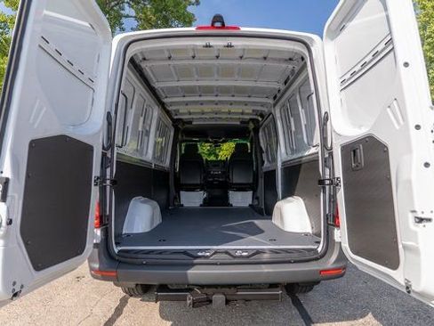 New 2026 Mercedes-Benz Sprinter 2500 image 3