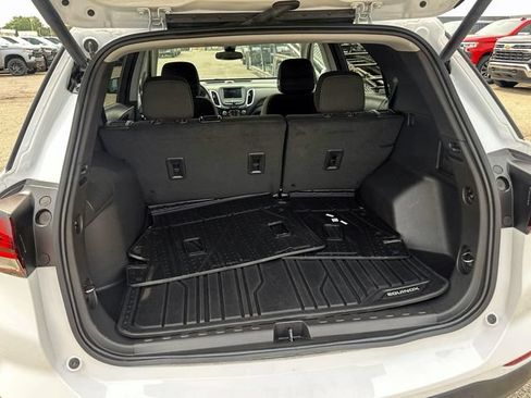 Certified 2024 Chevrolet Equinox LT w/ LPO, Floor Liner Package FWD image 12