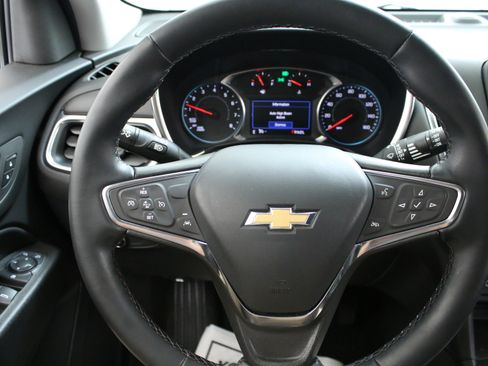 Certified 2023 Chevrolet Equinox LT FWD image 12