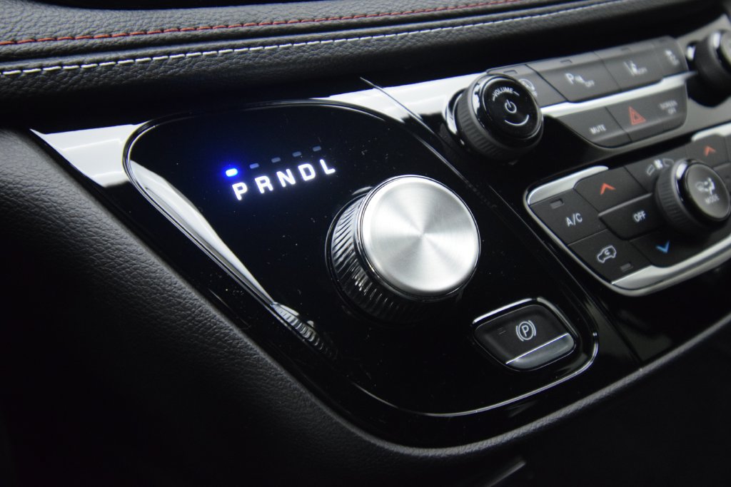 New 2027 Chrysler Pacifica Select FWD image 24