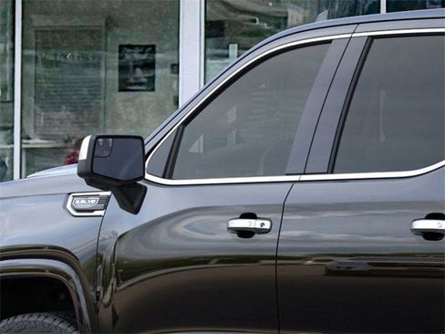 New 2026 GMC Sierra 1500 SLT image 12