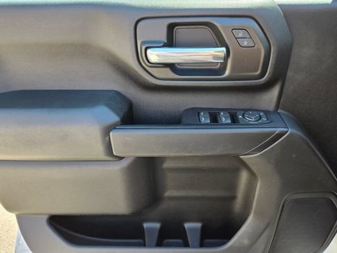 Used 2022 Chevrolet Silverado 2500 Custom w/ Custom Convenience Package AWD/4WD image 23
