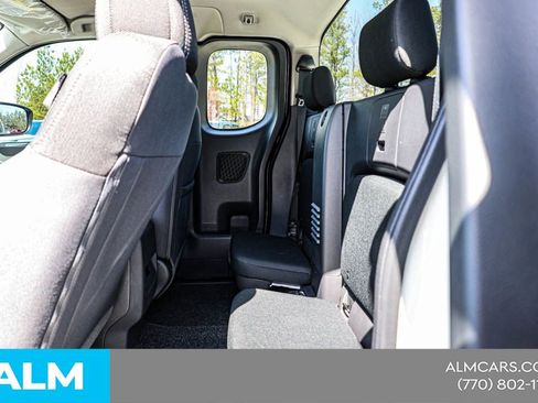 Certified 2025 Nissan Frontier SV RWD image 20