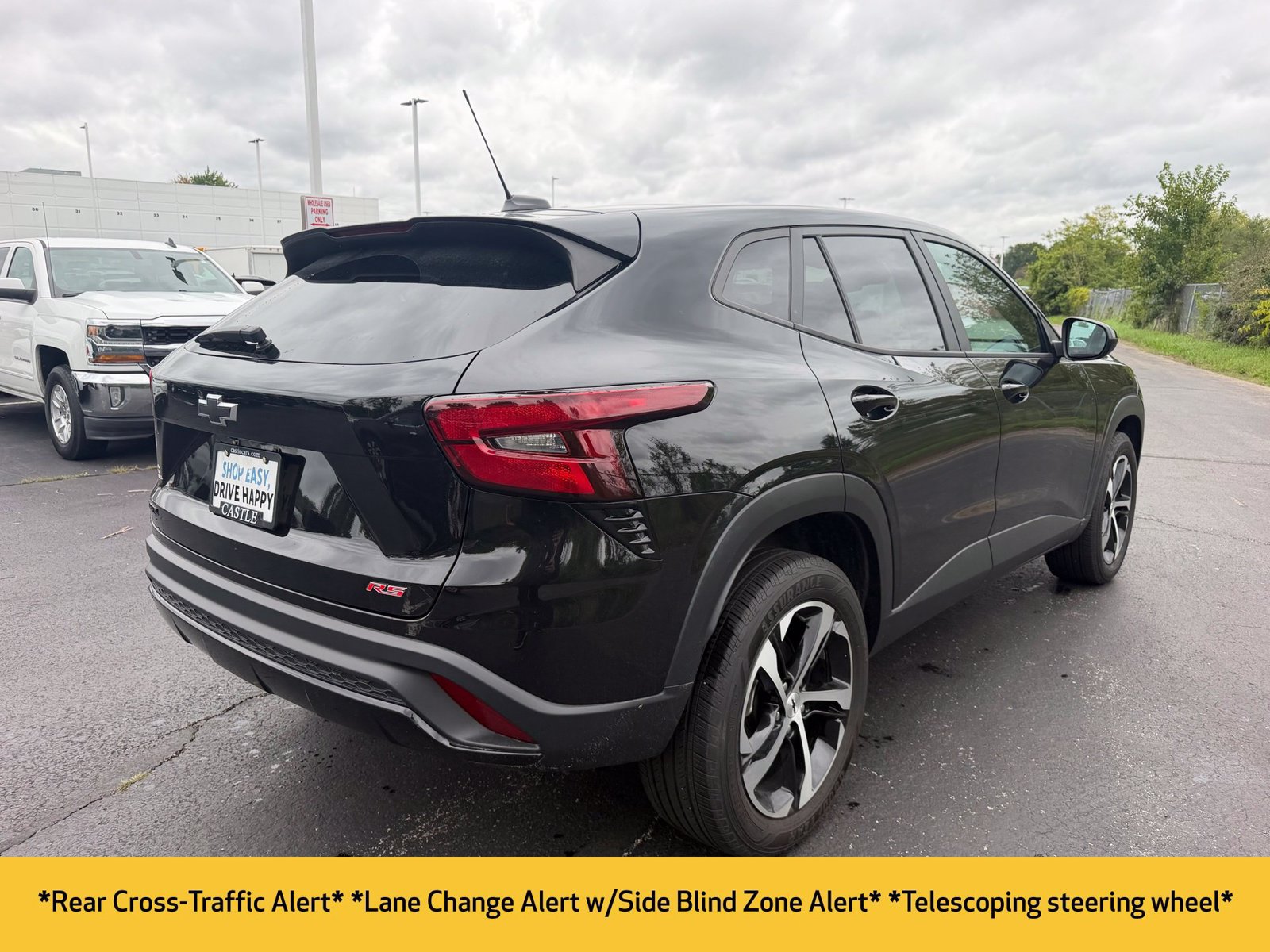 Used 2024 Chevrolet Trax RS w/ Driver Confidence Package FWD image 7