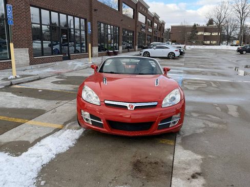 Used 2009 Saturn Sky w/ Premium Trim Package image 6