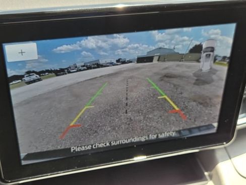 Used 2024 Ford Explorer XLT w/ Equipment Group 202A RWD image 19
