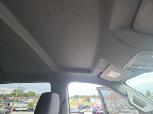 Used 2021 GMC Sierra 1500 Elevation image 16