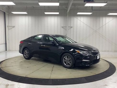 Used 2020 Kia Optima LX FWD image 2