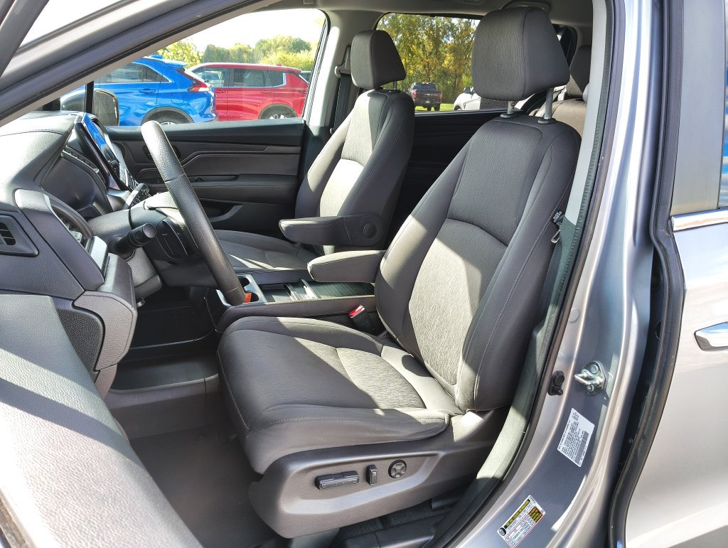 Used 2020 Honda Odyssey EX image 2