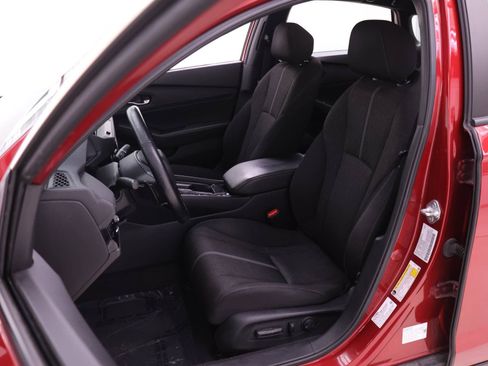 Used 2023 Honda Accord Sport image 4