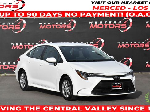 Used 2024 Toyota Corolla LE image 1