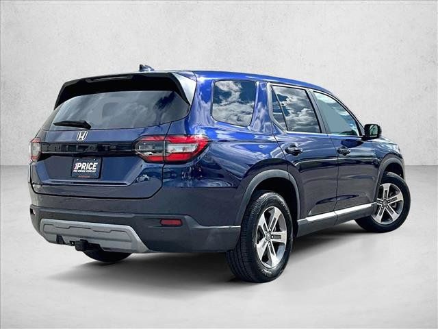 Used 2024 Honda Pilot EX-L image 2