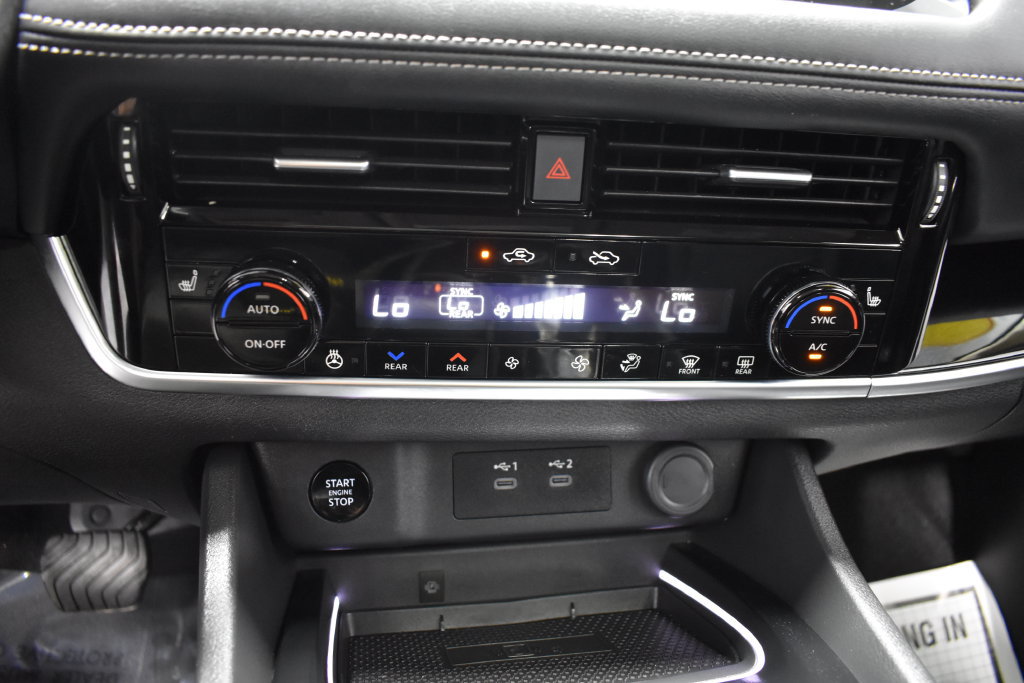 Used 2025 Nissan Rogue SL w/ Tech Package AWD/4WD image 22