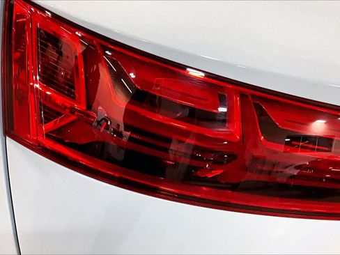 Used 2018 Audi Q7 3.0T Premium Plus w/ Premium Plus Package image 30