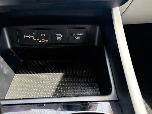 Certified 2025 Hyundai Tucson SE AWD/4WD image 29