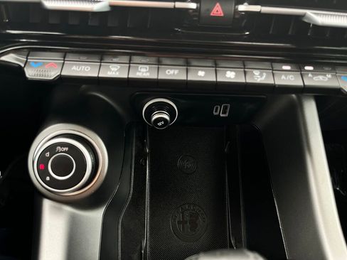 Used 2024 Alfa Romeo Tonale Ti w/ Active Assist Package image 18