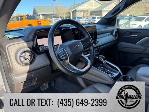 Used 2023 Chevrolet Colorado ZR2 w/ ZR2 Convenience Package III image 16