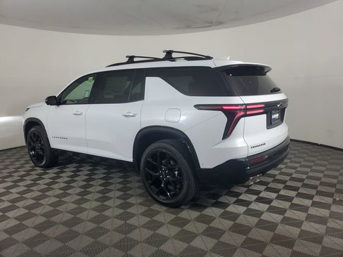 New 2026 Chevrolet Traverse RS w/ LPO, Floor Liner Package FWD image 6