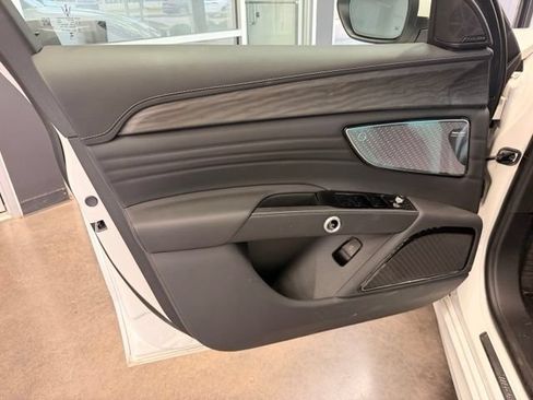 Used 2025 Maserati Grecale GT AWD/4WD image 16