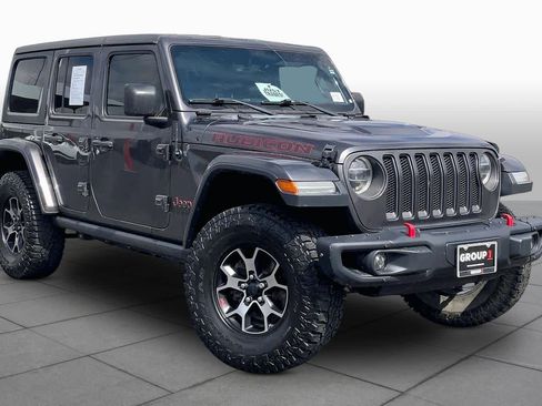 Used 2018 Jeep Wrangler Unlimited Rubicon w/ Dual Top Group AWD/4WD image 2