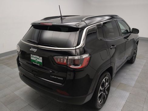 Used 2023 Jeep Compass Limited w/ Sun and Sound Group AWD/4WD image 9