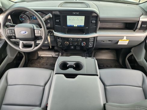 New 2026 Ford F250 XL AWD/4WD image 19