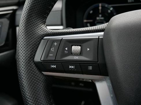 Used 2025 Mitsubishi Outlander SEL AWD/4WD image 17