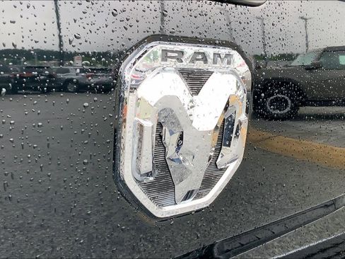Used 2024 RAM 3500 Big Horn AWD/4WD image 29