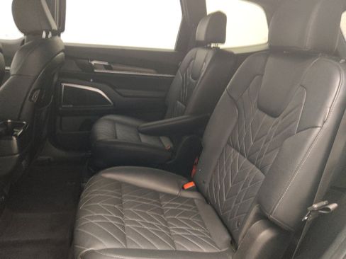 Used 2023 Kia Telluride SX X-Pro AWD/4WD image 18
