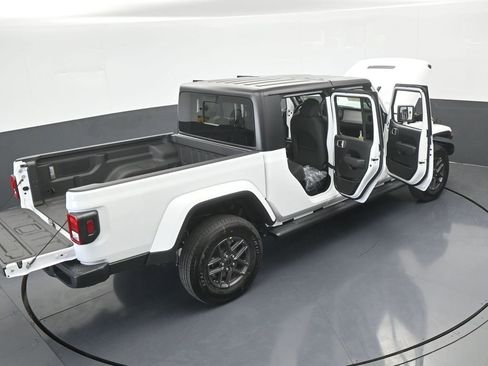 New 2026 Jeep Gladiator Sport image 60