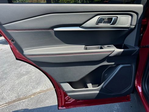New 2025 Ford Explorer ST-Line image 34
