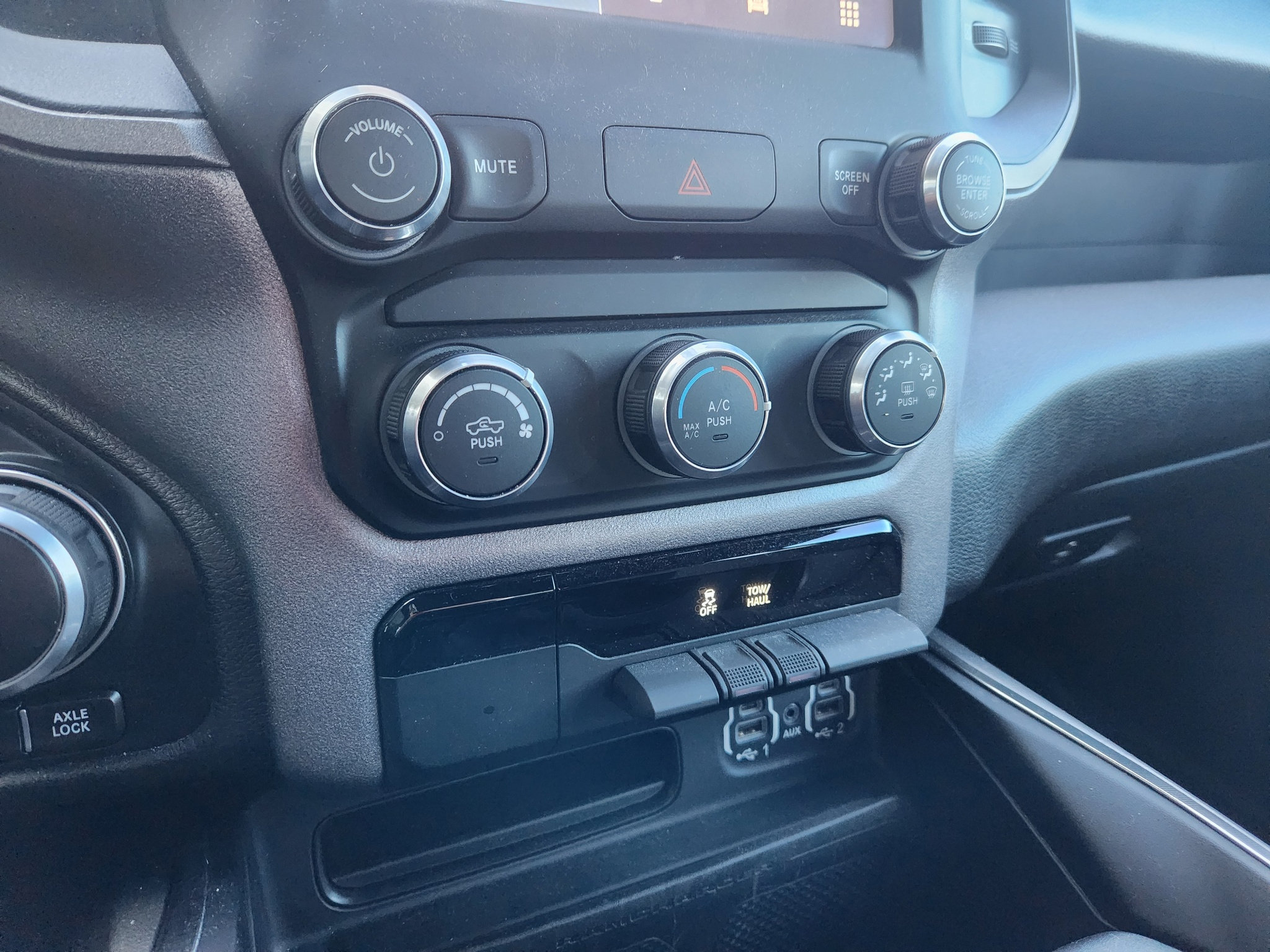 Used 2023 RAM 1500 Tradesman w/ Warlock PACKAGE AWD/4WD image 29