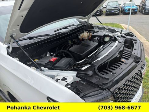 Used 2023 Cadillac Escalade ESV Luxury AWD/4WD image 29