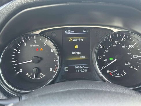 Used 2015 Nissan Rogue SL AWD/4WD image 28