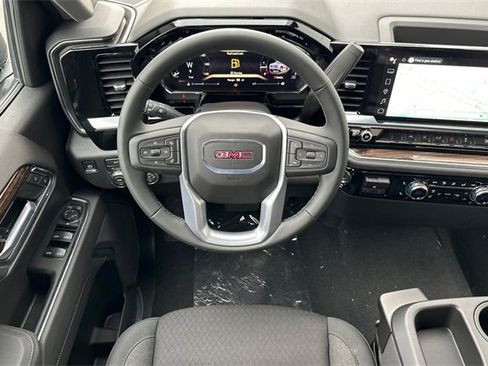 New 2026 GMC Sierra 1500 Elevation image 14