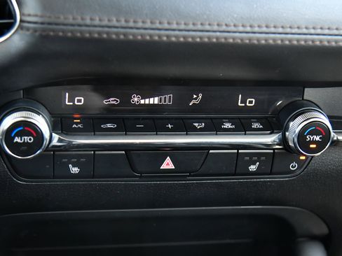 Used 2024 MAZDA MAZDA3 s FWD image 22