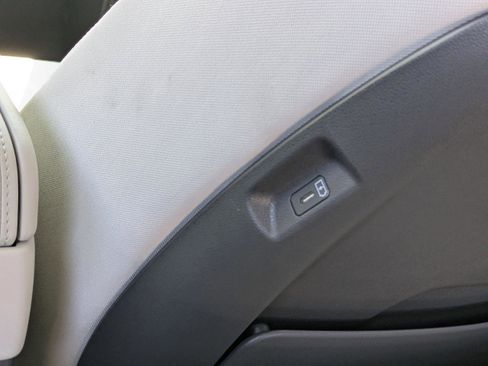 New 2026 Hyundai Santa Fe SE FWD image 13