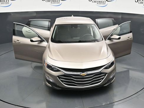 Used 2024 Chevrolet Malibu LT image 25