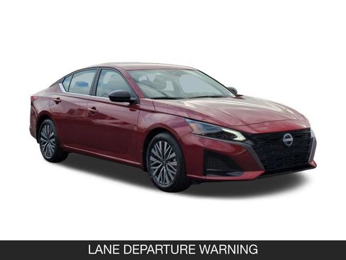 New 2026 Nissan Altima 2.5 SV FWD image 2