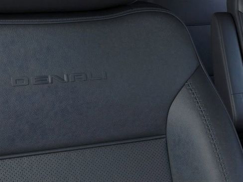 New 2026 GMC Yukon XL Denali w/ Sun & Power Step Package AWD/4WD image 21