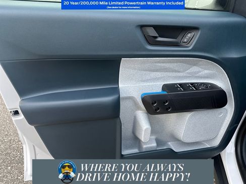 New 2026 Ford Maverick XLT image 10