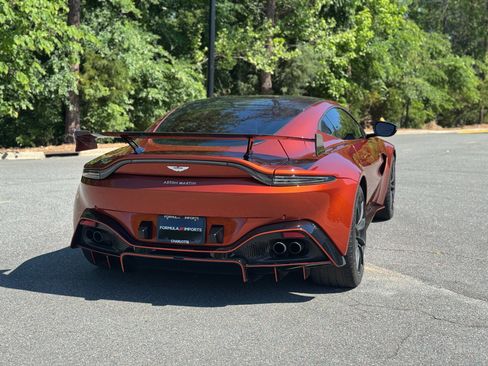 Used 2020 Aston Martin V8 Vantage Coupe RWD image 11