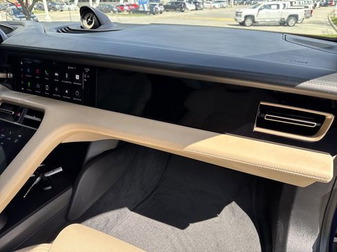 Used 2020 Porsche Taycan Turbo S AWD/4WD image 20