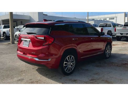 Certified 2022 GMC Terrain Denali w/ Denali Premium Package image 8