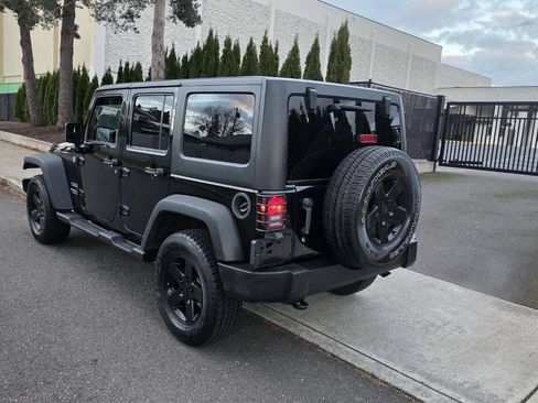 Used 2011 Jeep Wrangler Unlimited Sport AWD/4WD image 8