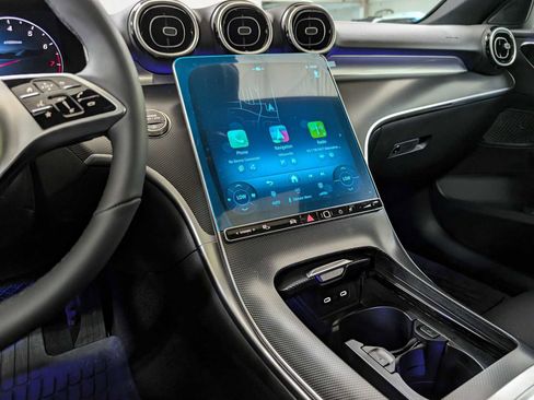 Used 2025 Mercedes-Benz C 300 4MATIC Sedan image 29